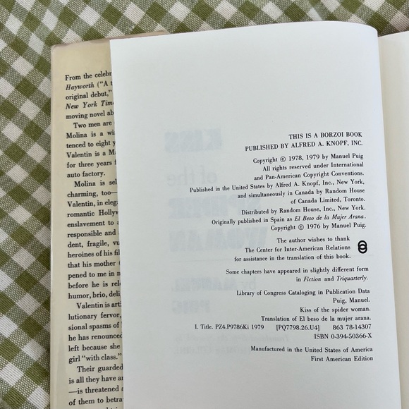 1st Edition Kiss of the Spider Woman Manuel Puig Vintage Book - Picture 4 of 4